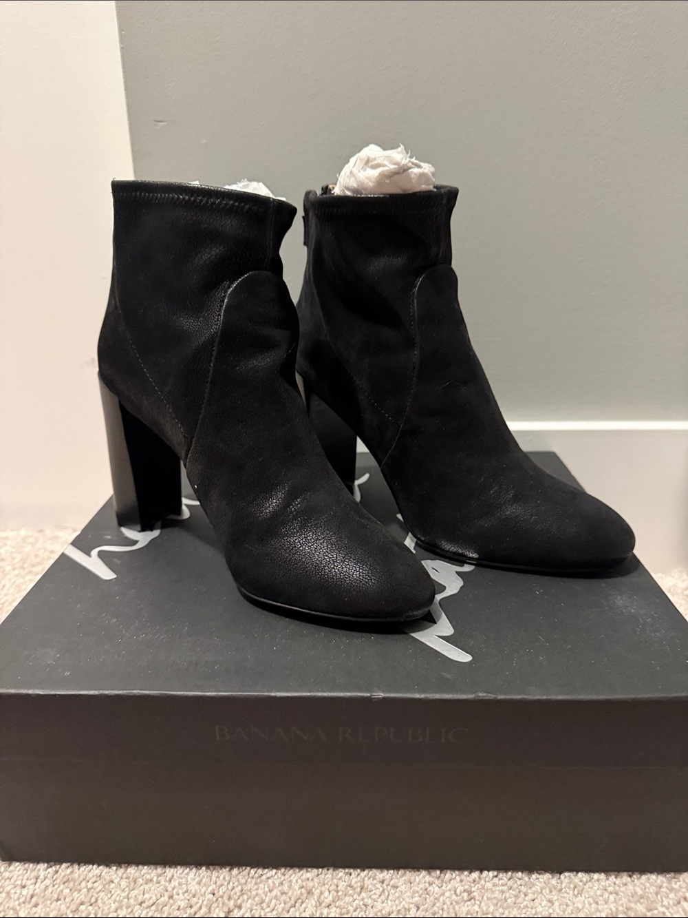Banana Republic Black Leather Block Heel Ankle Boots